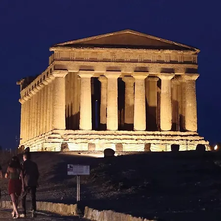 S.leone Homely Days Appartamento *